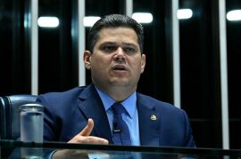 Imagem da notícia Davi transfere para terça votação da segunda parte da reforma tributária